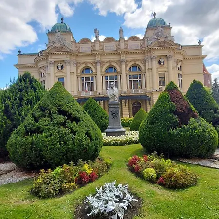 Villa Dom Z Ogrodem W Krakowie Kraków